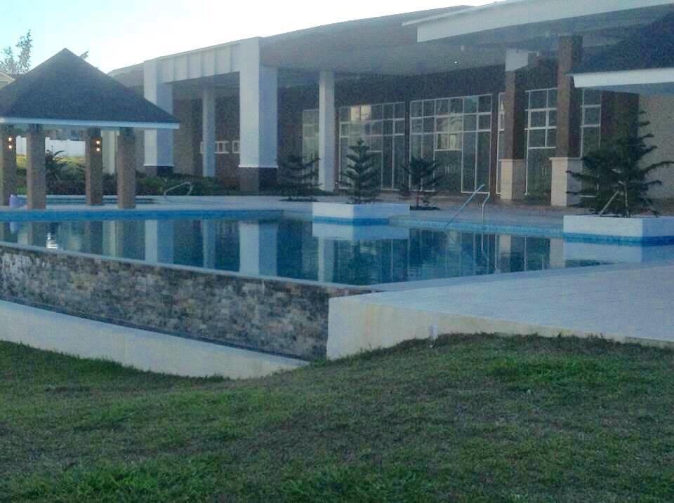 Matlocs @ Wind Residences Tagaytay City Екстер'єр фото