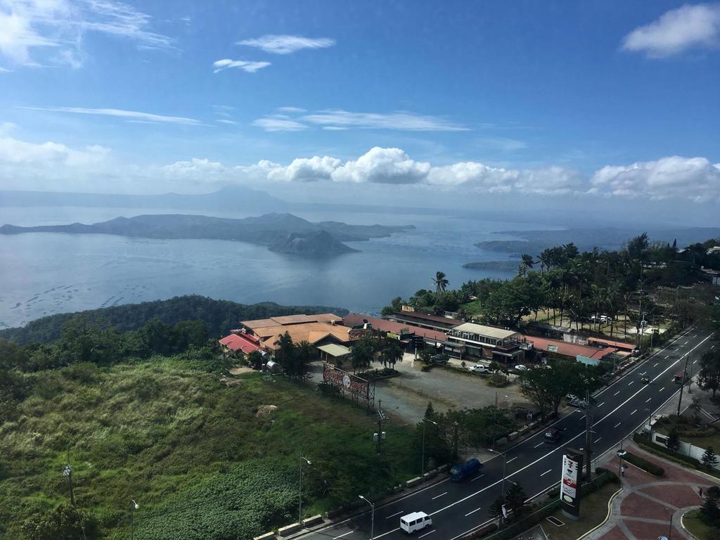 Matlocs @ Wind Residences Tagaytay City Екстер'єр фото